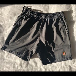 Nike Tennis Shorts retro logo